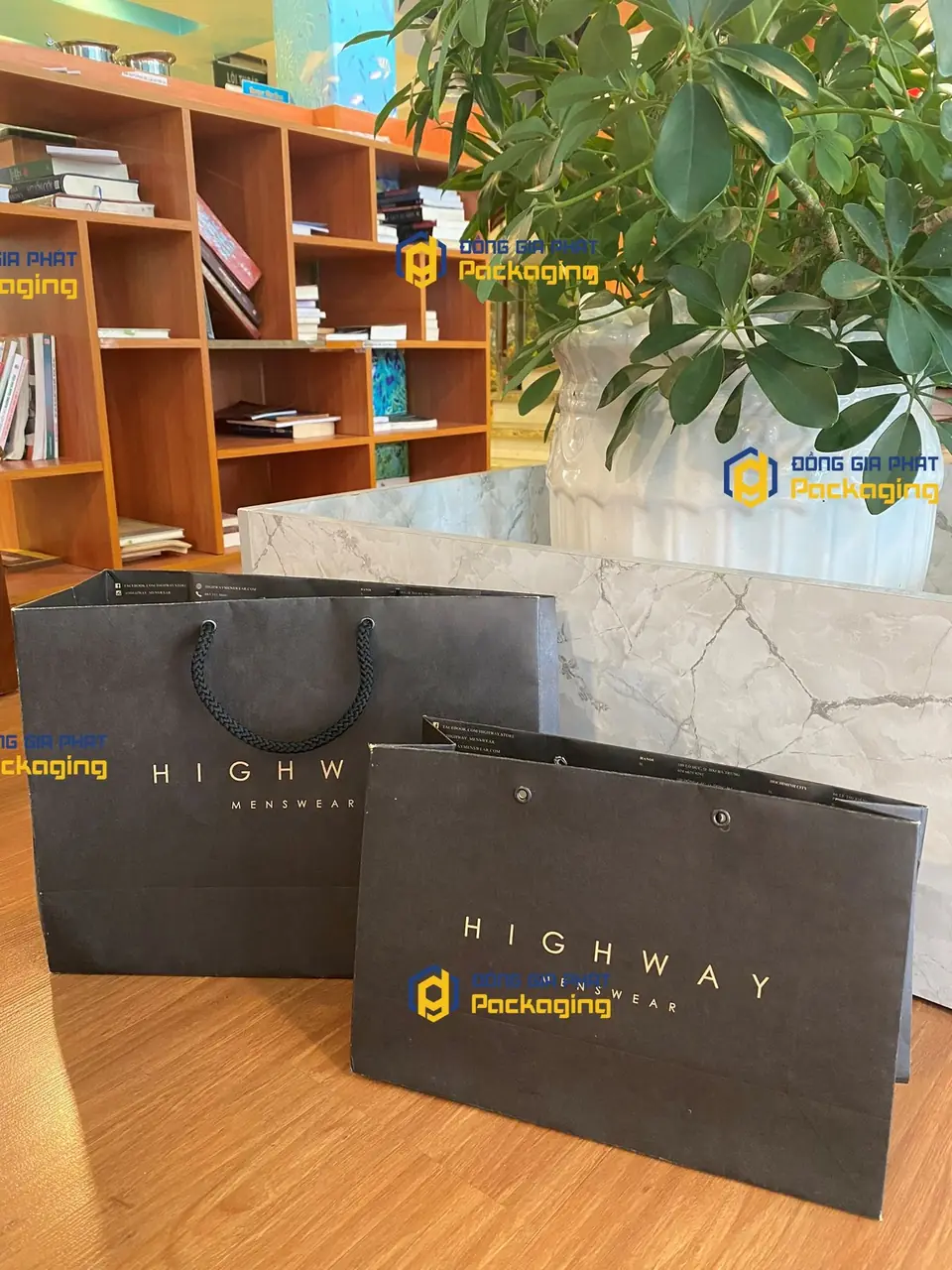 Túi giấy Highway Menswear
